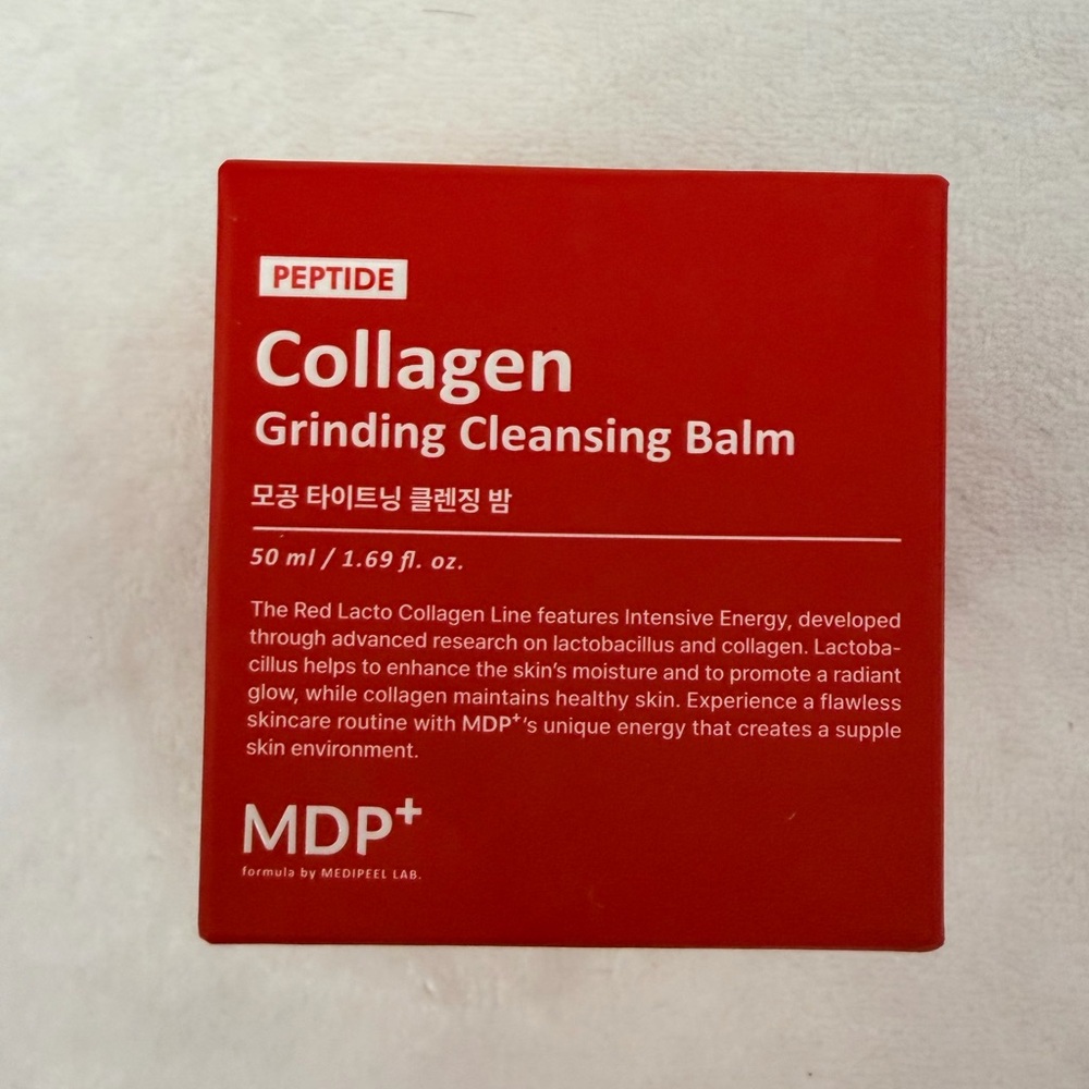 Red Collagen Grinding Cleansing Balm